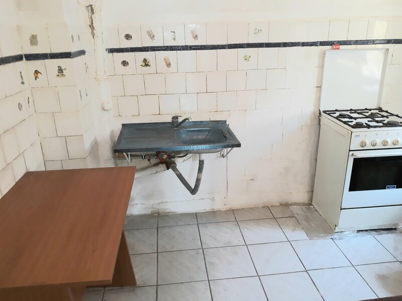 Pantelimon, Cora, Liceul Lucian Blaga, stradal