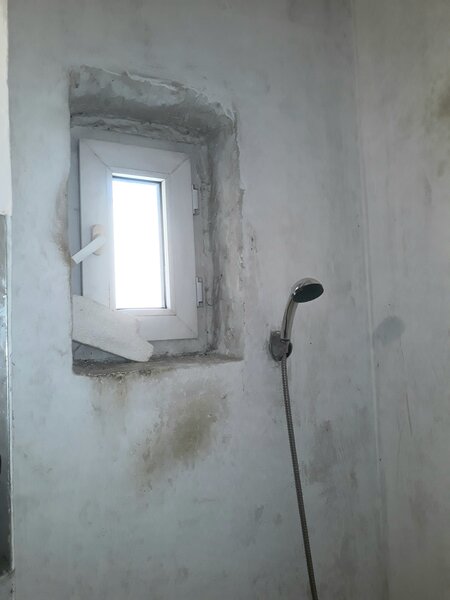 Pantelimon, Cora, Liceul Lucian Blaga, stradal